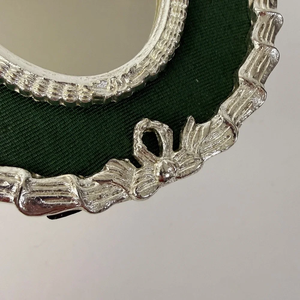 Vintage Emerald Green Silver Ribbon Oval Picture Frame Made in Taiwan R.O.C.